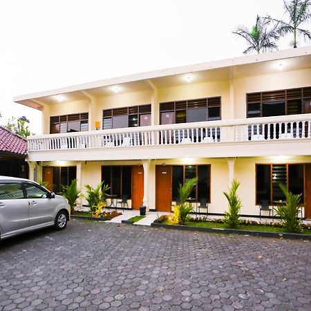 Oyo 93136 Hotel Santo Djaya 2 Богор Екстериор снимка