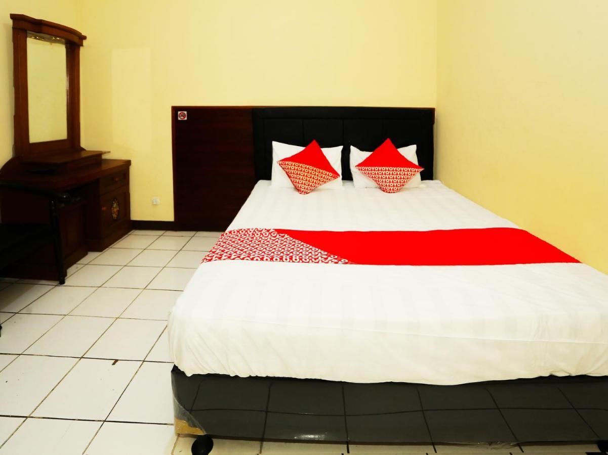 Oyo 93136 Hotel Santo Djaya 2 Богор Екстериор снимка