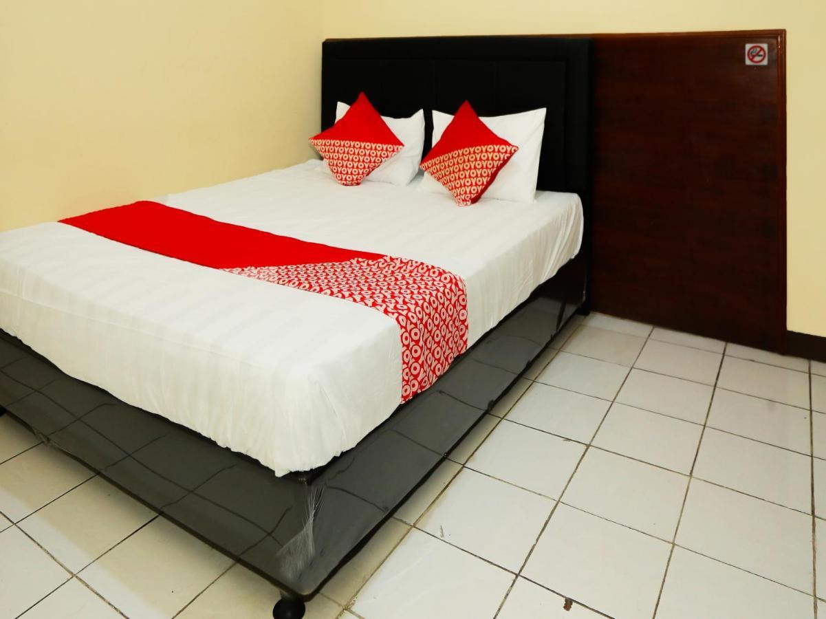 Oyo 93136 Hotel Santo Djaya 2 Богор Екстериор снимка