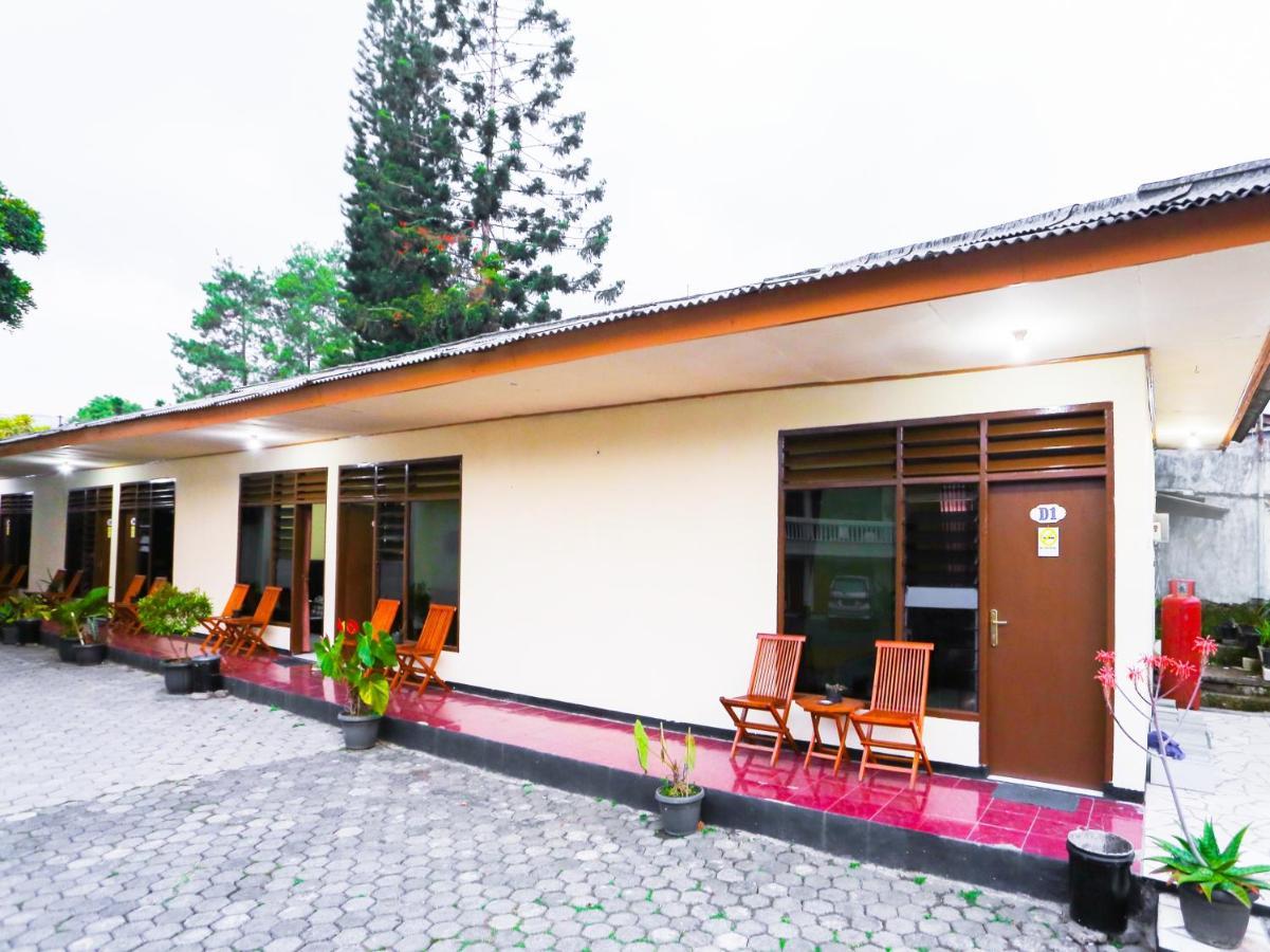 Oyo 93136 Hotel Santo Djaya 2 Богор Екстериор снимка