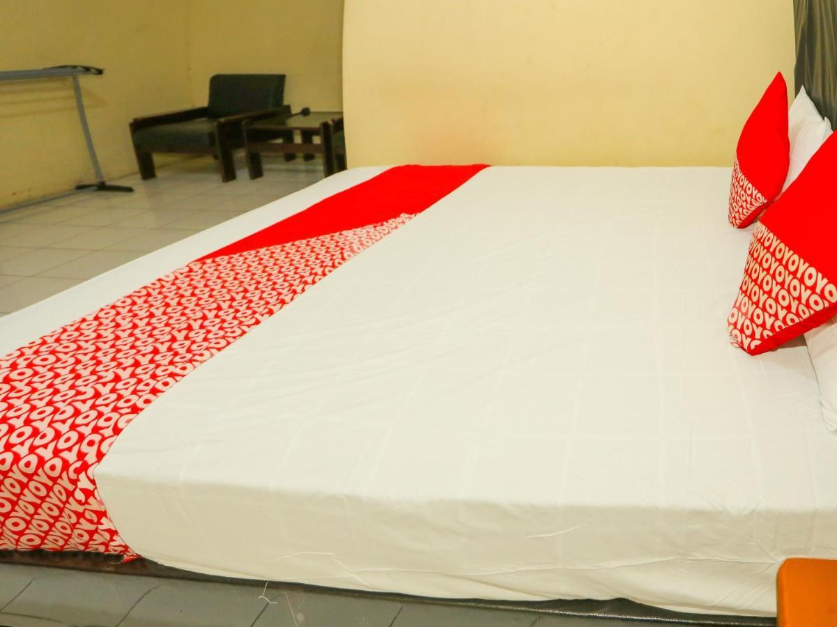 Oyo 93136 Hotel Santo Djaya 2 Богор Екстериор снимка