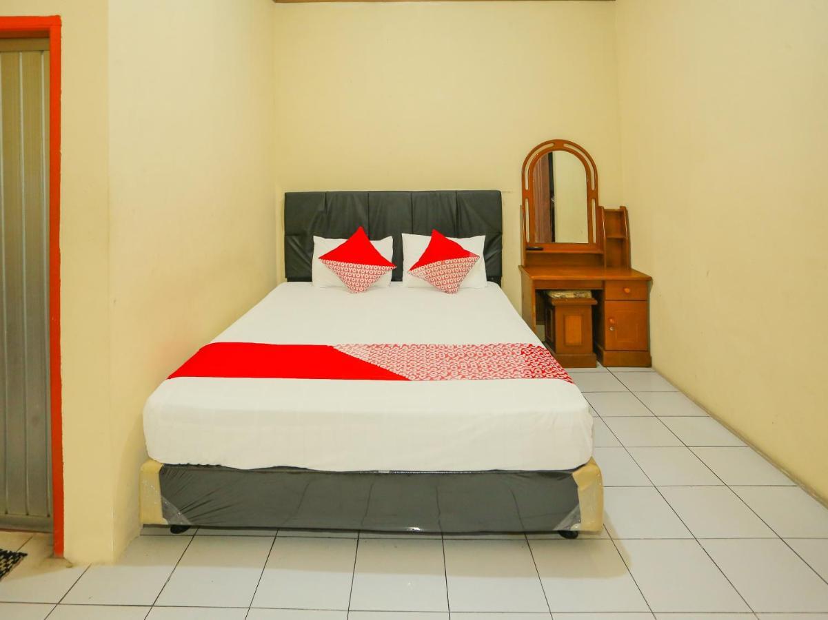 Oyo 93136 Hotel Santo Djaya 2 Богор Екстериор снимка