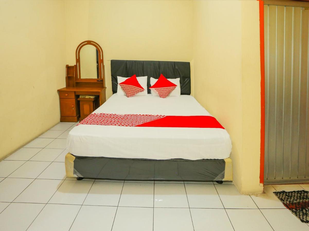 Oyo 93136 Hotel Santo Djaya 2 Богор Екстериор снимка