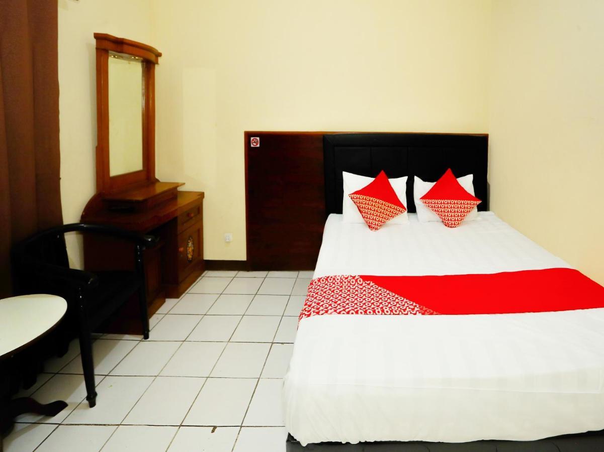 Oyo 93136 Hotel Santo Djaya 2 Богор Екстериор снимка