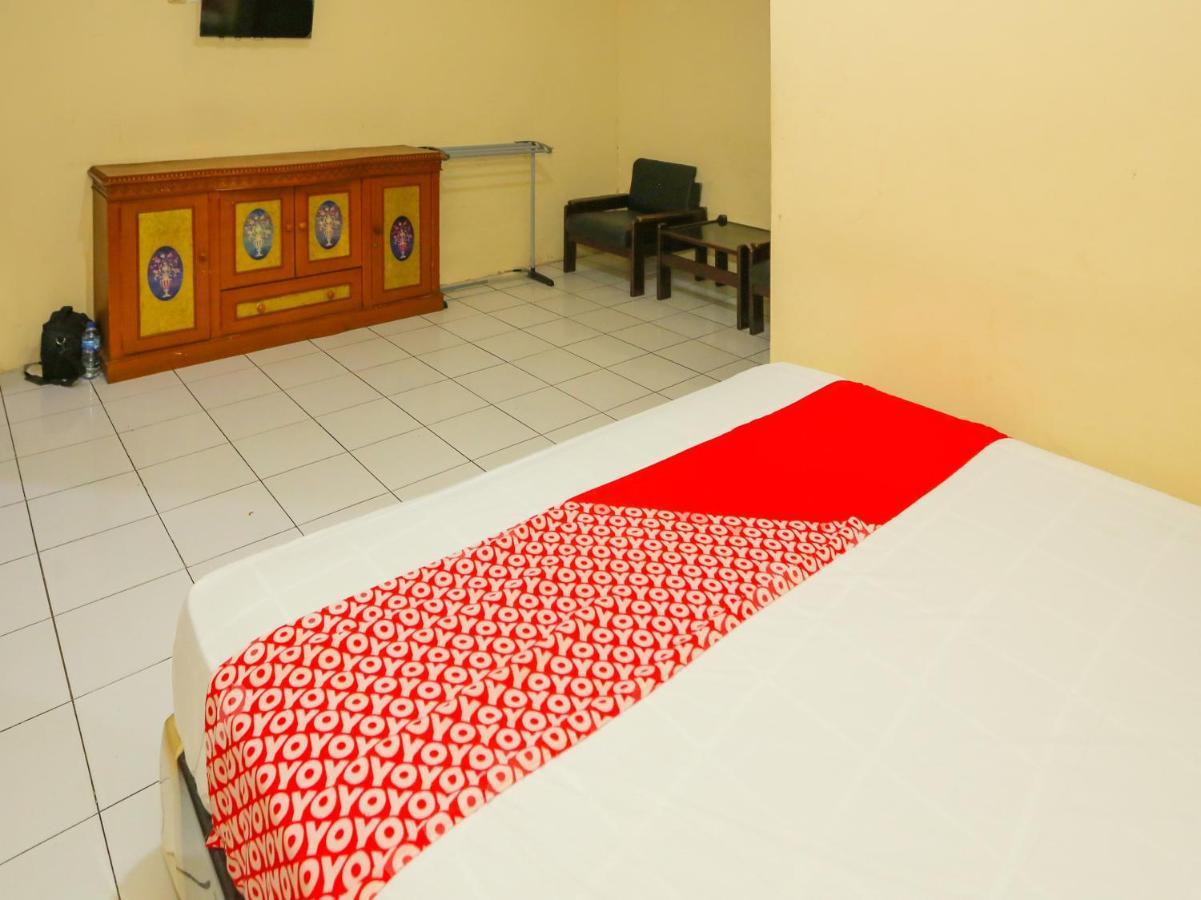 Oyo 93136 Hotel Santo Djaya 2 Богор Екстериор снимка